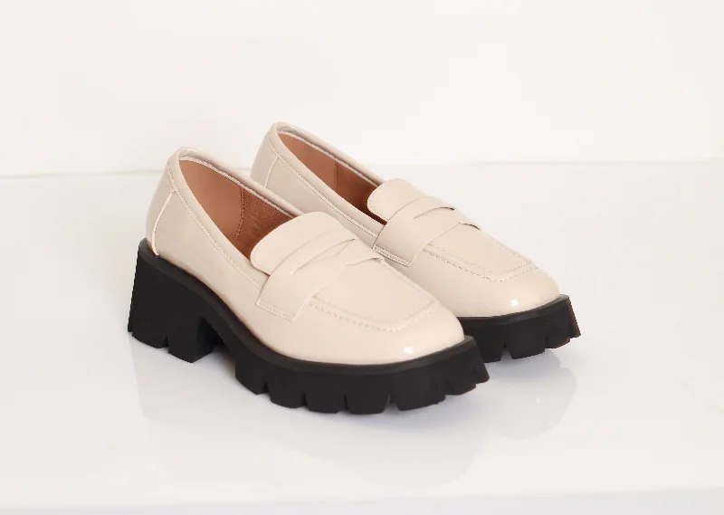 Loafers with adjustable fitEQUIPE Chunky Heel Loafers