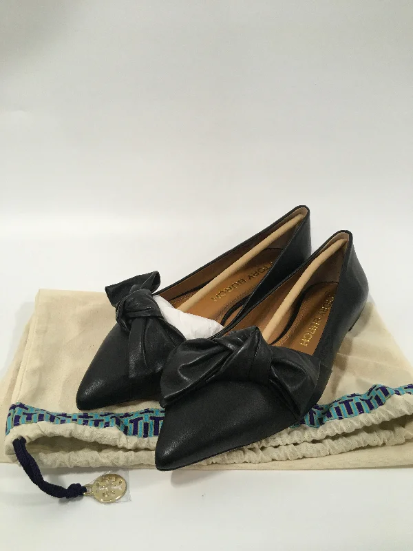 trendy flats near downtown-Black Shoes Flats Tory Burch, Size 8