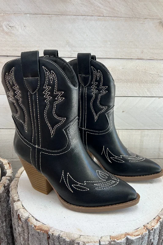 Boots for casual treks-Pointed Western Bootie- Black