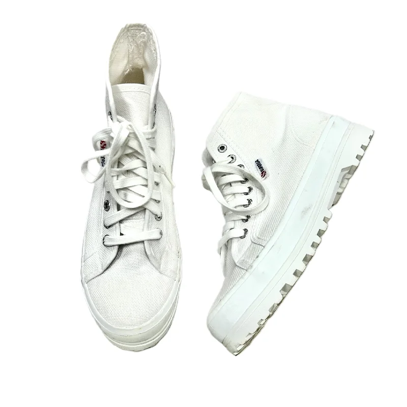 Athletic shoes with ankle supportShoes Sneakers By Superga In White, Size: 9