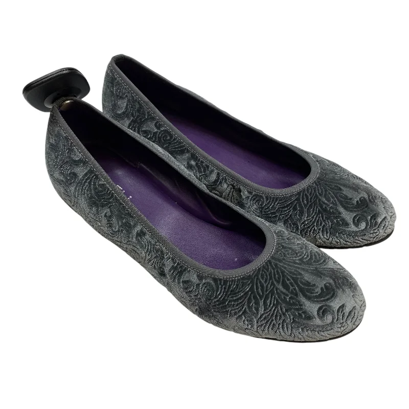 urban flats near shops-Shoes Flats By Vaneli In Grey, Size: 7.5