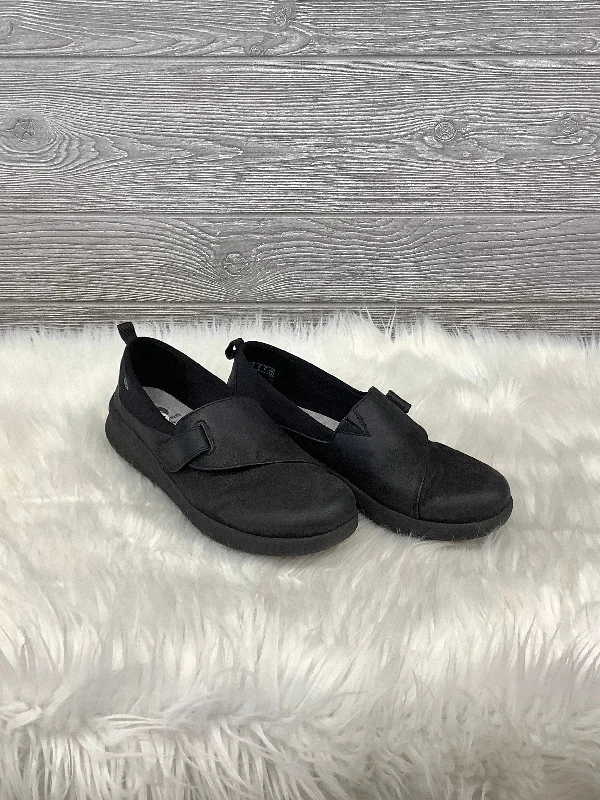 modern flats city center-Black Shoes Flats Clarks, Size 6.5