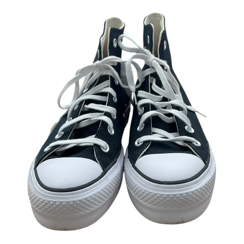 Athletic shoes with plush heelsShoes Sneakers By Converse In Black, Size: 9