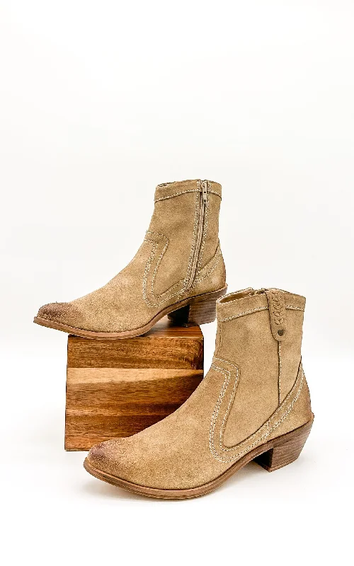 Boots in soft gray-Smithy Suede Ankle Boot in Tan