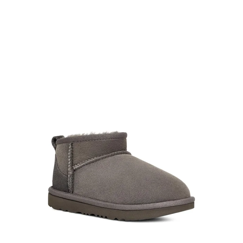 Boots with sleek heels-UGG Unisex-Child Classic Ultra Mini Boot, Grey Toddler