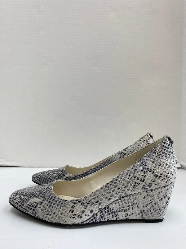 silver high heels flair-Shoes Heels Wedge By Anne Klein In Snakeskin Print, Size: 8