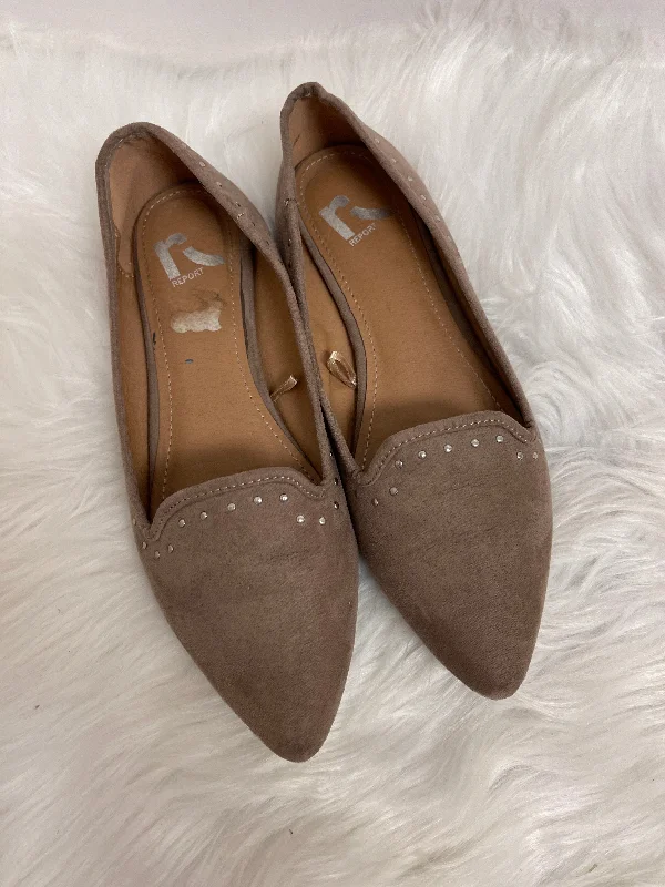 flats with guest parking-Taupe Shoes Flats Report, Size 7.5