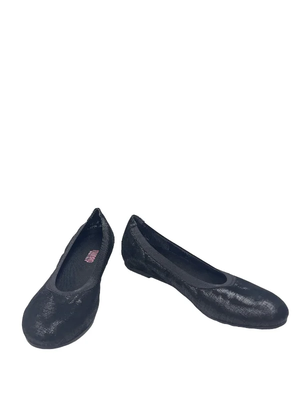 new flats near shops-Shoes Flats Ballet By Munro  Size: 11