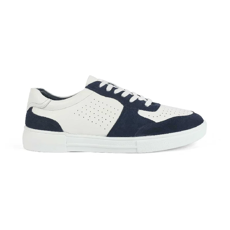 Athletic shoes with calm tonesTresmode Poland Blue Men's Sneakers