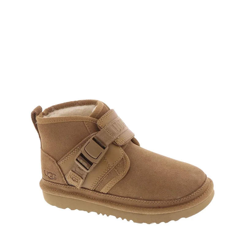 Boots in rich gray-UGG Unisex-Child Neumel Snapback Boot, Chestnut