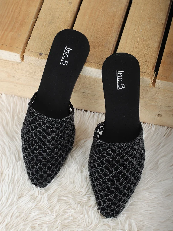 small flats with balconies-Women Black Pointed Toe Woven Design Mules Flats