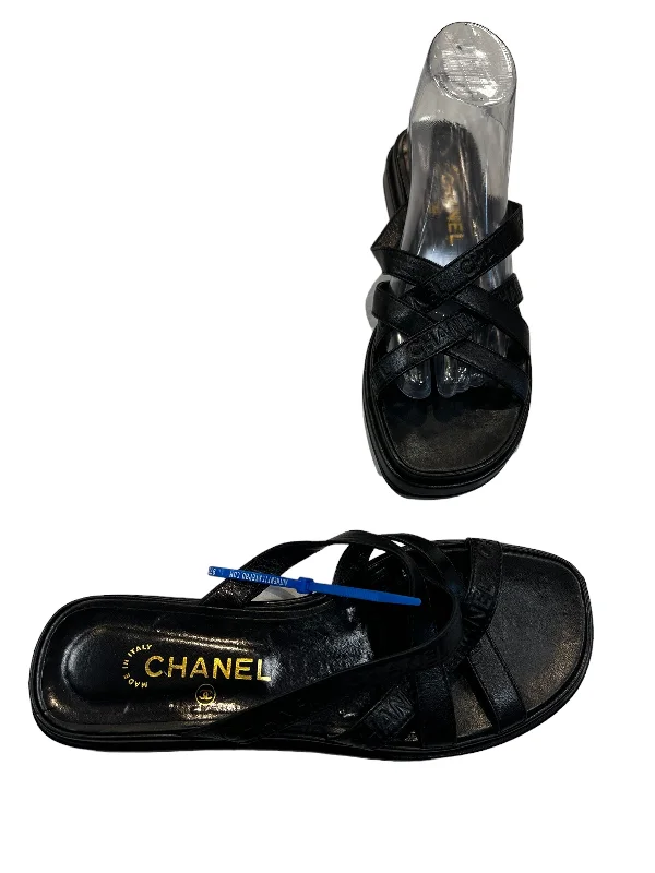 luxury sandals with pearls-Black Sandals Luxury Designer Chanel, Size 10