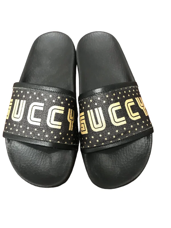 trendy sandals urban wear-Sandals Luxury Designer By Gucci  Size: 6