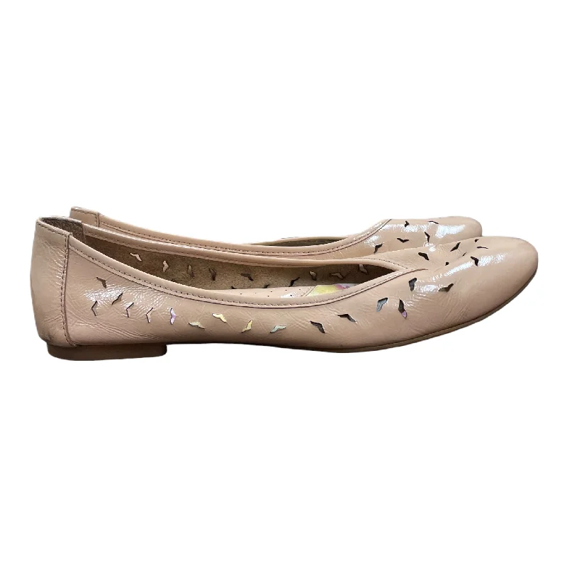 affordable flats with charm-Peach Shoes Flats By Born, Size: 11