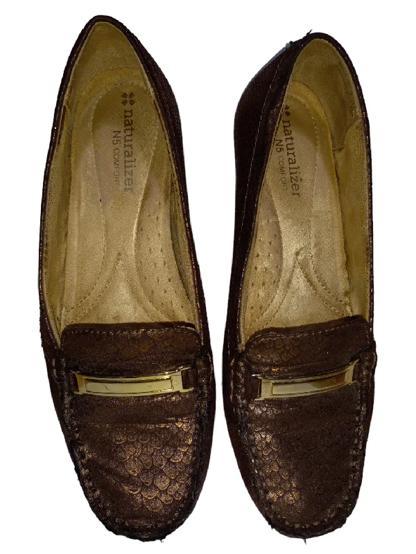 flats with high ceilings-Brown Shoes Flats Naturalizer, Size 6