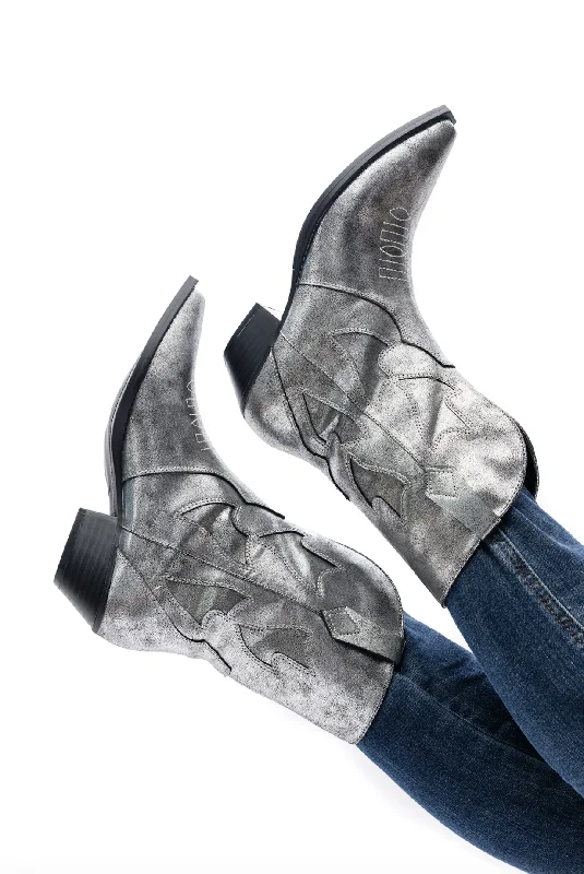 Boots with comfy heels-Jersey Metallic Boot in Silver