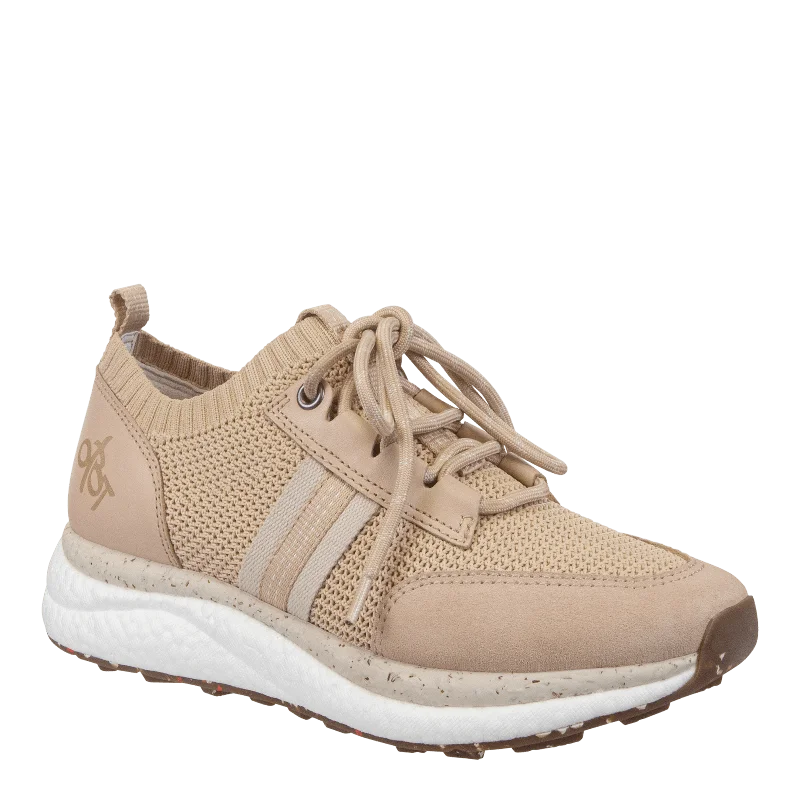 Athletic shoes with bold stripesSPEED in BLUSH Sneakers