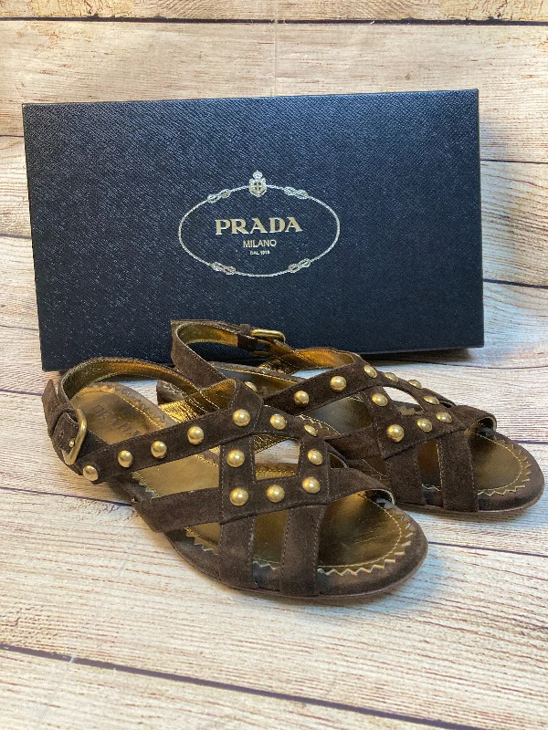 sandals with secure fit-Sandals Luxury Designer By Prada  Size: 5.5