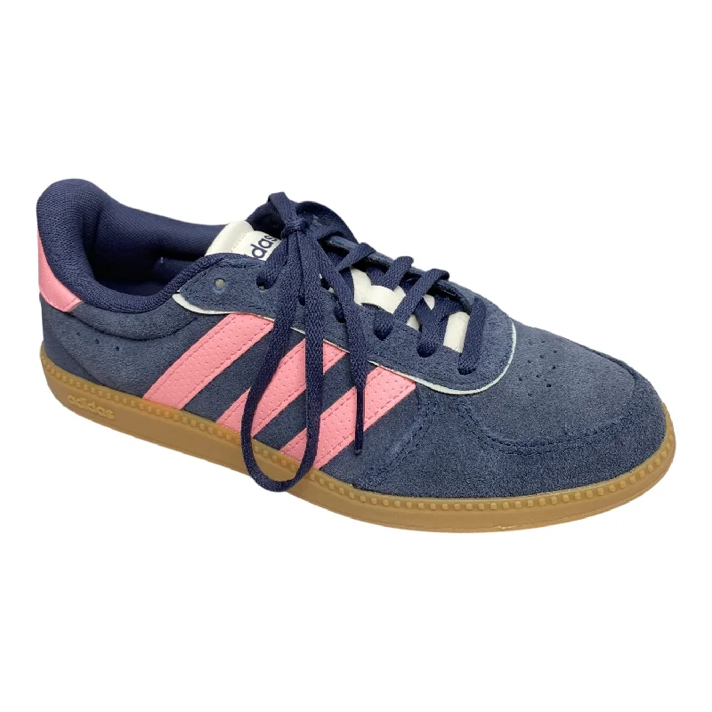 Athletic shoes with plush solesShoes Sneakers By Adidas In Navy, Size: 8