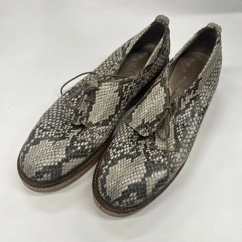 flats with pet amenities-Animal Print Shoes Flats Loafer Oxford Agl, Size 9.5