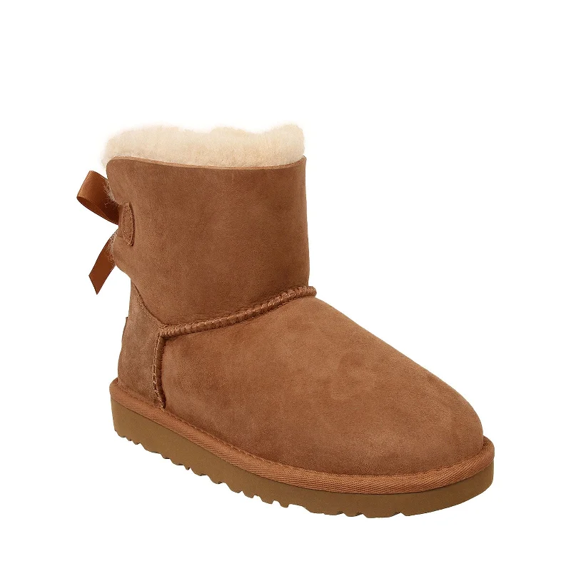 Boots with firm heels-UGG Unisex-Child Mini Bailey Bow Ii Boot, Chestnut