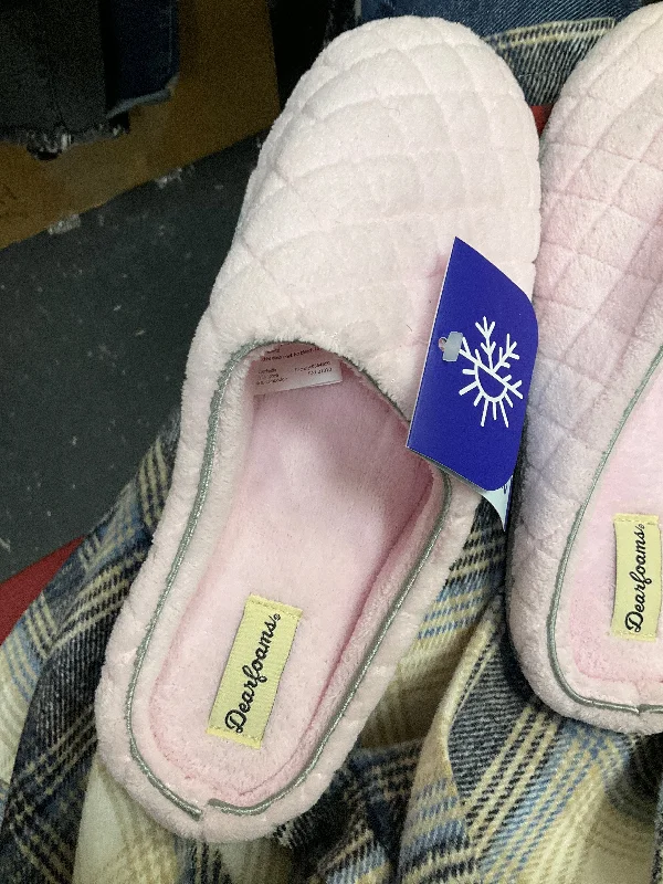 lightweight slippers for travel-Slippers By Cmf In Pink