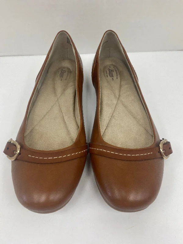 new flats near malls-Brown Shoes Flats Bass, Size 8