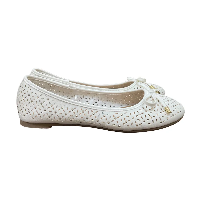 flats with rooftop terraces-White Shoes Flats By Seychelles, Size: 7