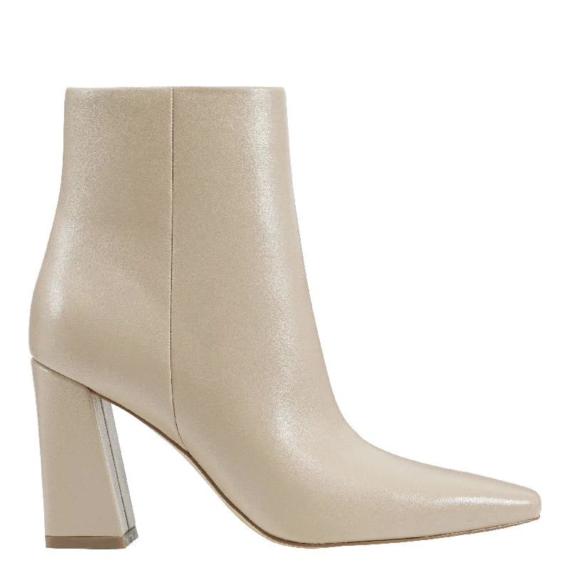 Boots for leg chill-Yanara Heeled Bootie